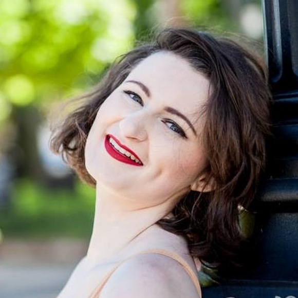 Meet your Posher, Mags - Picture 1 of 1